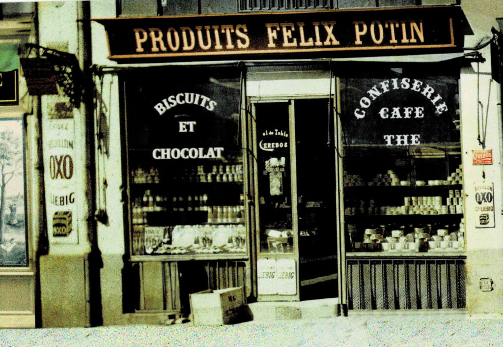 街で見られたフェリックス・ポタンの写真